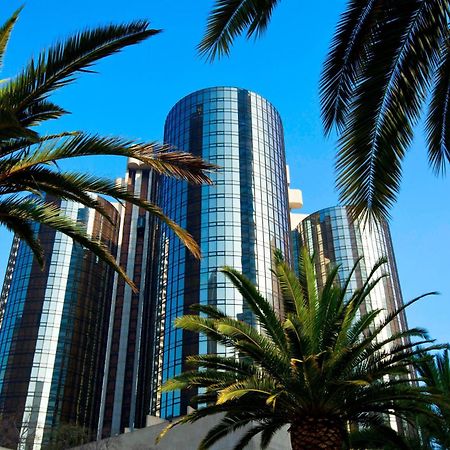 The Westin Bonaventure Hotel & Suites, Los Angeles Exterior photo