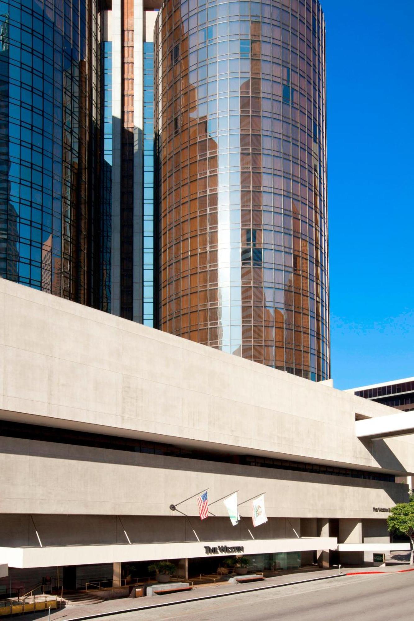 The Westin Bonaventure Hotel & Suites, Los Angeles Exterior photo